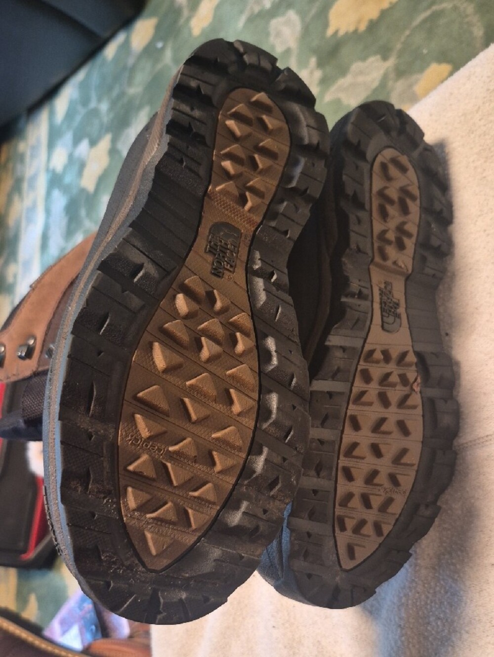 The North Face Brown and Black Men's Insulated Winter Boots - Picture 6 of 9
